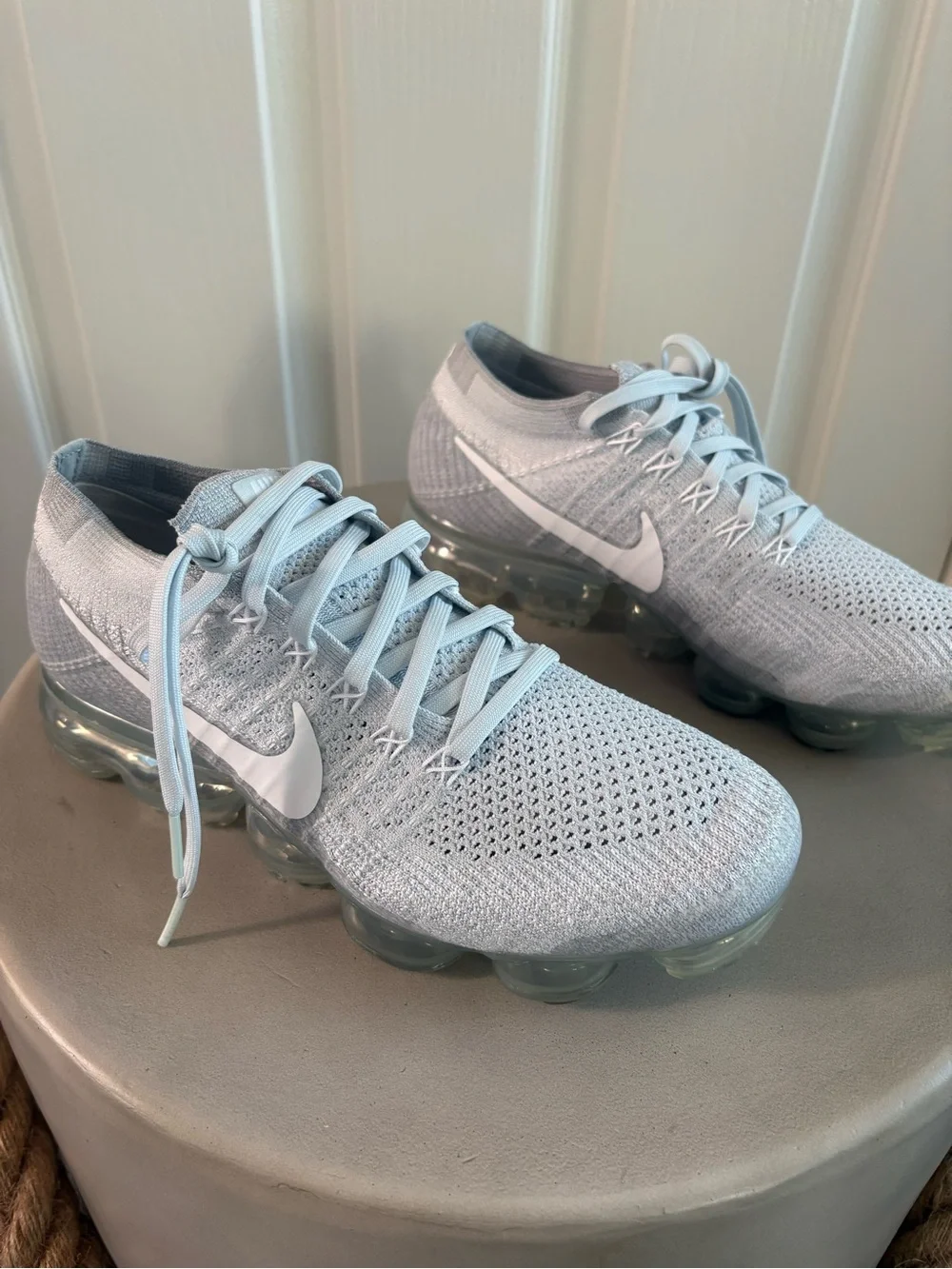 Nike | Air Vapor Max Flyknit Pure Platinum | sz 9 | Excellent Condition.